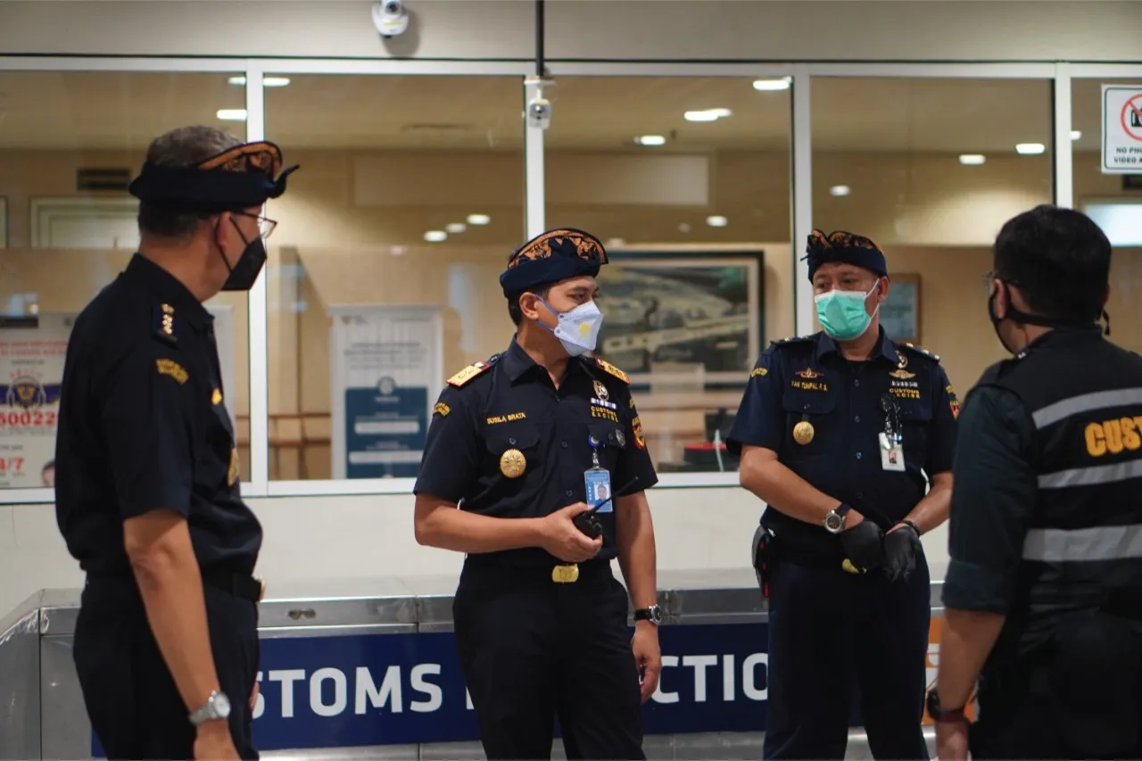 Kegiatan Bea Cukai Buton